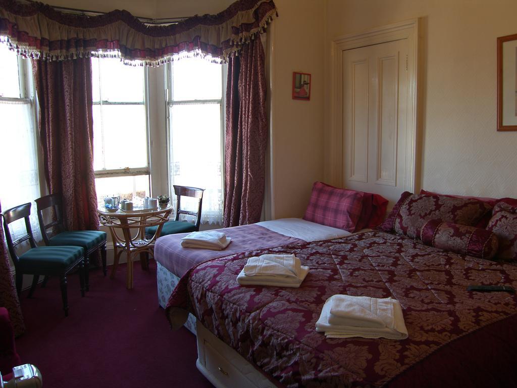 Regis Guest House Edinburgh Phòng bức ảnh