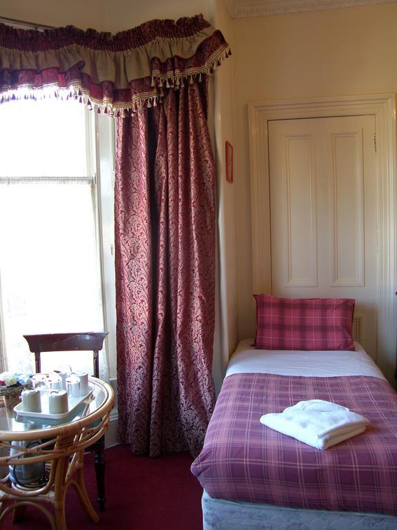 Regis Guest House Edinburgh Phòng bức ảnh