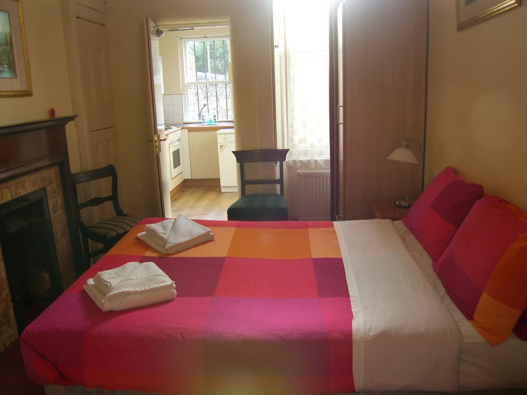 Regis Guest House Edinburgh Phòng bức ảnh