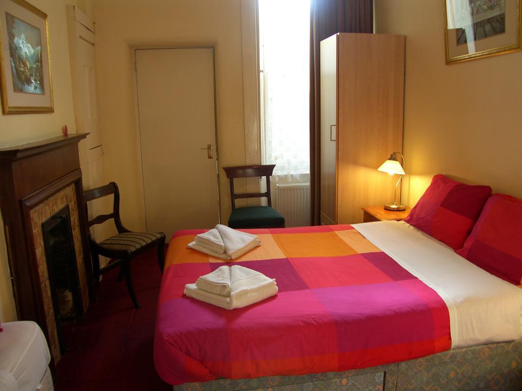 Regis Guest House Edinburgh Phòng bức ảnh